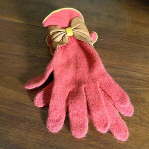 Anthropologie Santacana Madrid coral gloves with leather bow